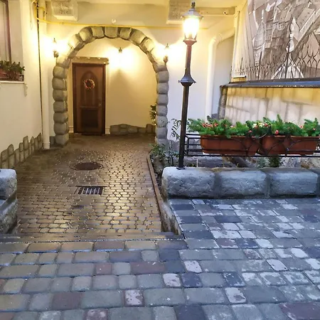 Rynok 25 Deluxe Center *