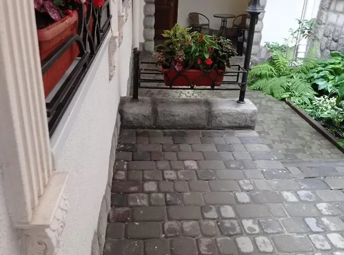 Rynok 25 Deluxe Center