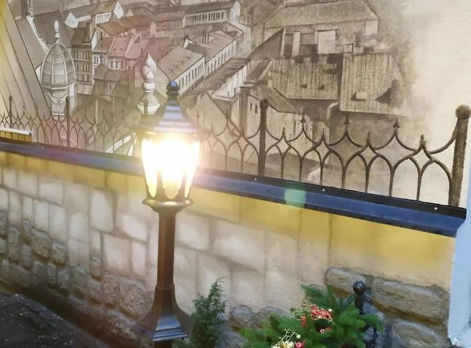 公寓 Rynok 25 Deluxe Center