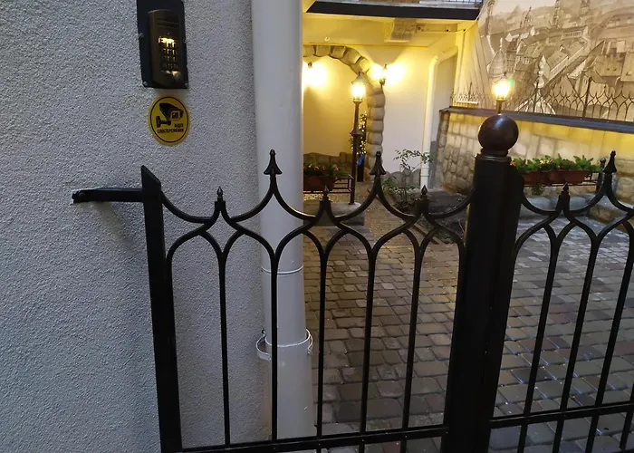 Rynok 25 Deluxe Center